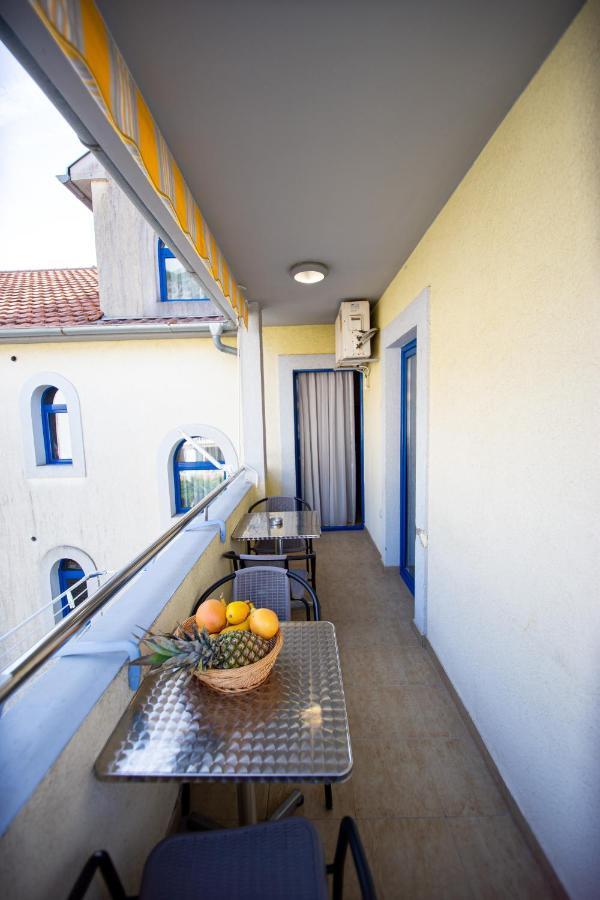 Tanja Apartments Рафаїловичі Екстер'єр фото