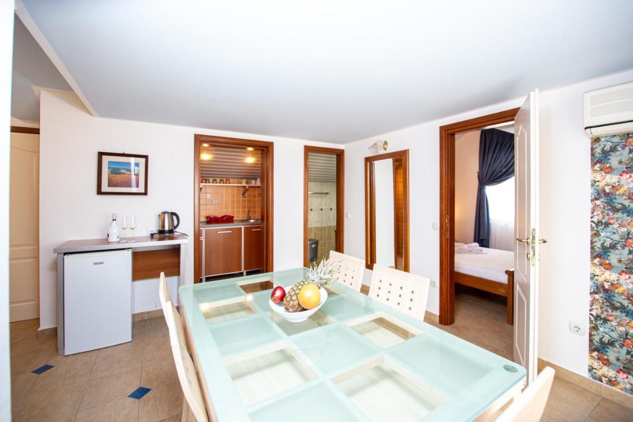 Tanja Apartments Рафаїловичі Екстер'єр фото